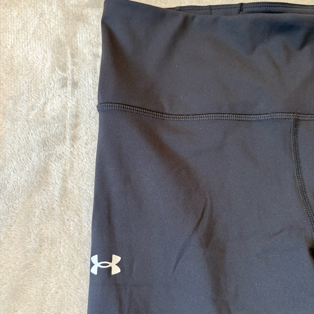 NWOT Under Armour Jet Black Athletic Athleisure Running Leggings Sz M - Picture 2 of 9